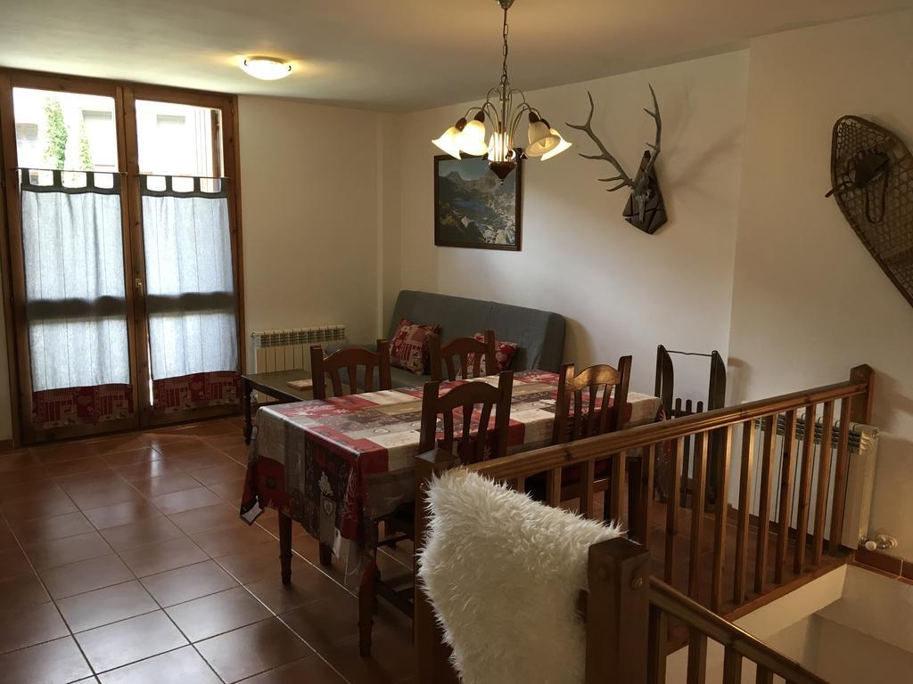 Vora Riu Apartment เอสเตร์รี ดาเนว ภายนอก รูปภาพ