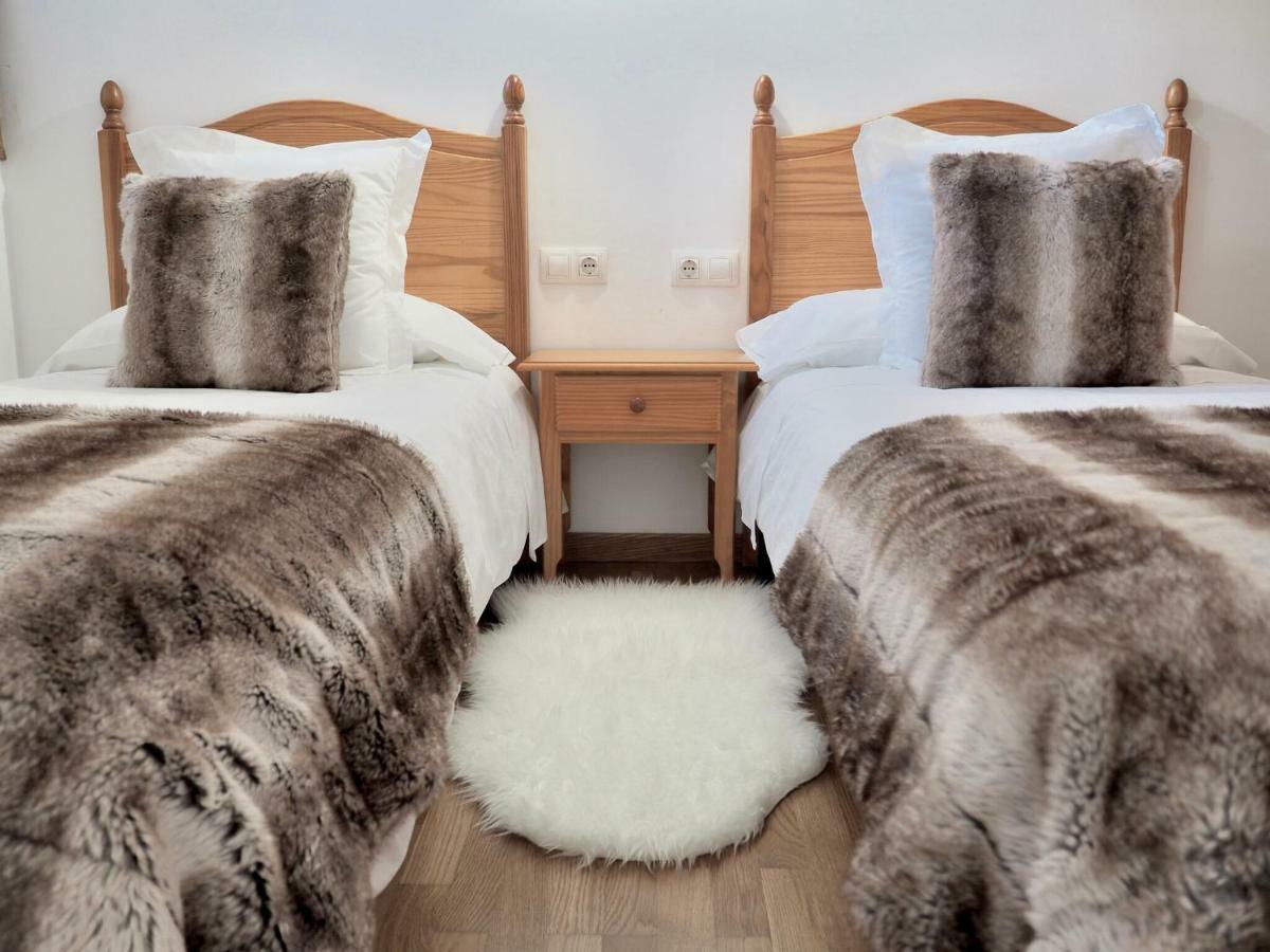 Vora Riu Apartment เอสเตร์รี ดาเนว ภายนอก รูปภาพ
