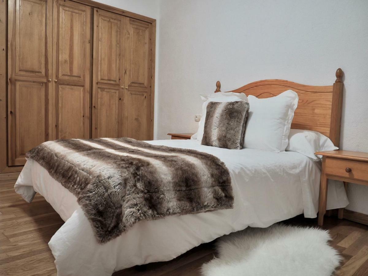 Vora Riu Apartment เอสเตร์รี ดาเนว ภายนอก รูปภาพ